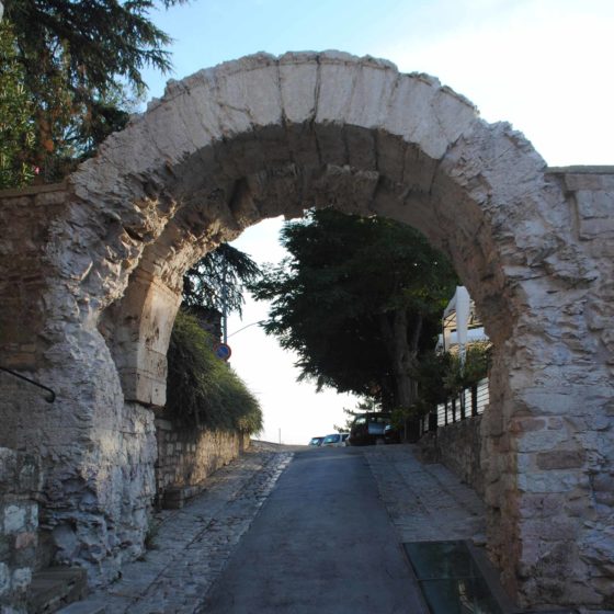 Spello, Porta dell'Arce (Hispellum)