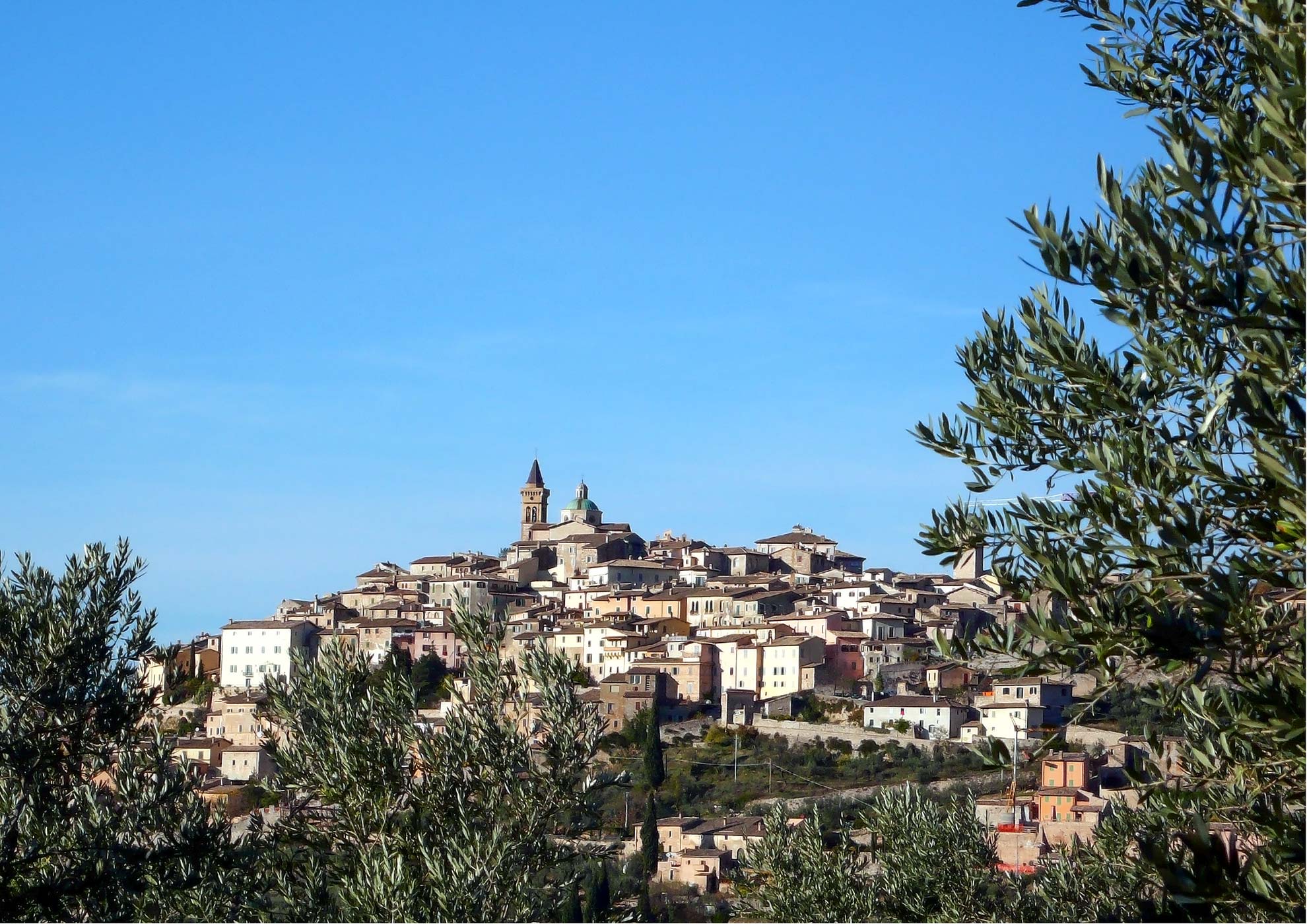 Trevi, il borgo tra gli ulivi