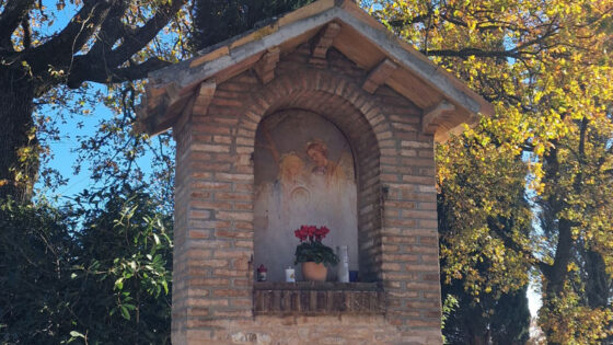 Camminando con MONTAGNEAPERTE: Da fonte Bulgarella (Spello) per il Sentiero dell’Acquedotto Romano e ritorno passando per la Valle del torrente Chiona, edicola votiva di via Sant'Onofrio